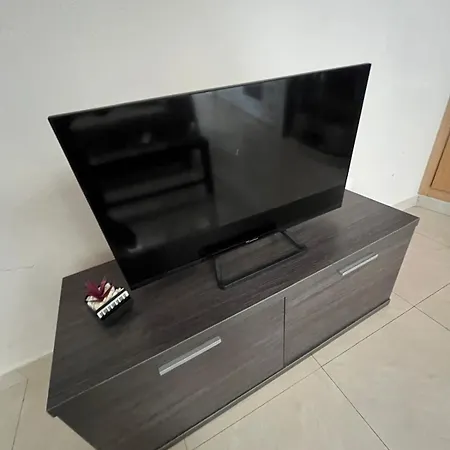 Sela Y Garaje, Apartmán Algemesi