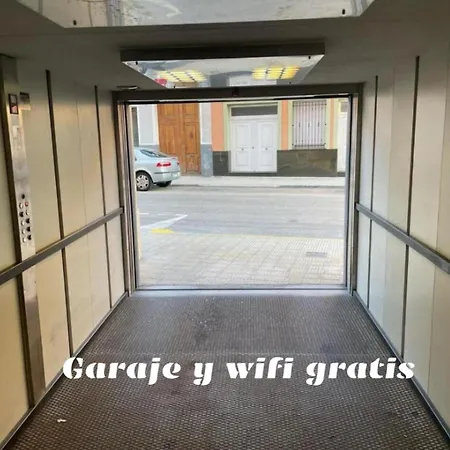 Sela Y Garaje, Apartman