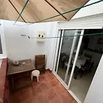 Sela Y Garaje, Appartement *