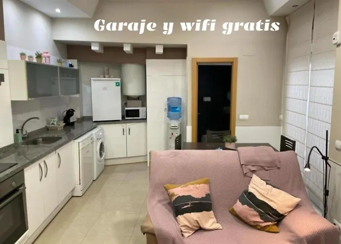 Sela Y Garaje, Appartement *