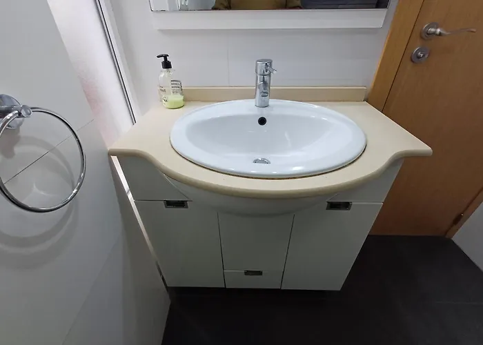 Sela Y Garaje, Appartement