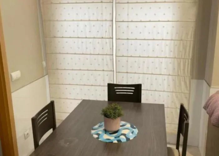 Sela Y Garaje, Appartement Algemesi